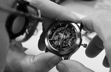 手表走慢或走快？诊断与调校技巧